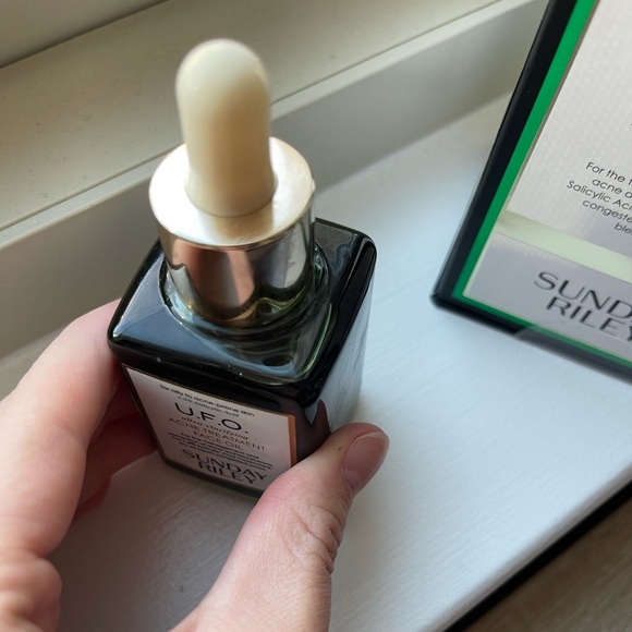 Sunday Riley UFO - Picture 3 of 3